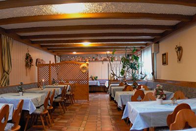 Sala di pranzo dell'albergo Tiefenbrunn